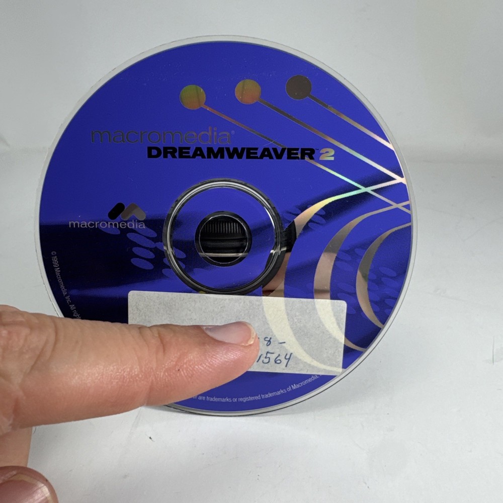 Macromedia Dreamweaver 4 for Windows 95/98 - SERIAL # Number CD Software