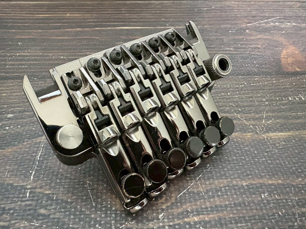 Ibanez Edge-ZERO Tremolo Cosmo Black with ZPS3 Zero Point System