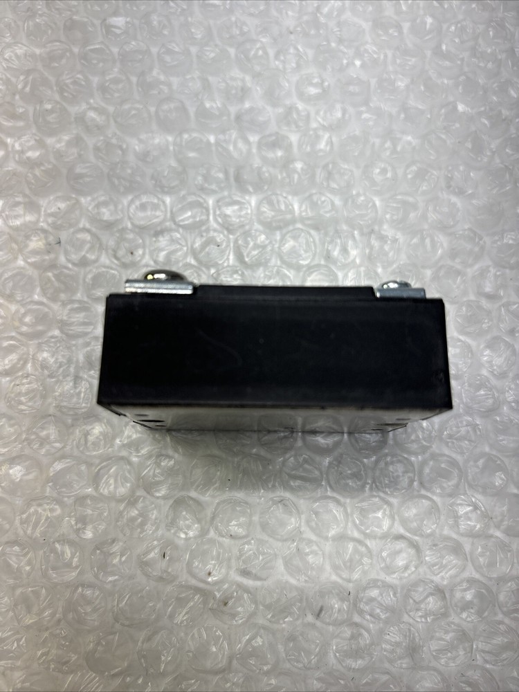 ** New Electrical Solid State Relay Crydom D1240 120V 40A Fast Shipping #