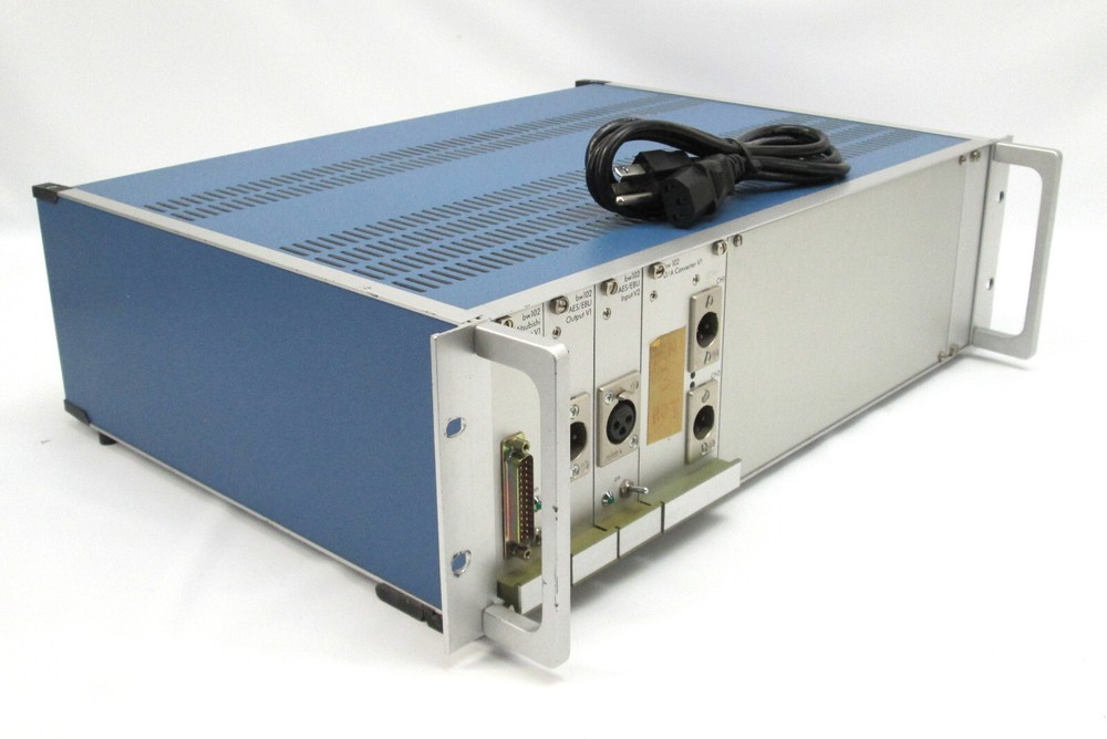 Daniel Weiss Engineering BW 102 Mainframe w/ V1 D/A Converter V2 AES/EBU Modules