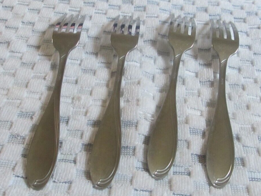 43 PC Oneida Camber Cresta Windswept Scroll Glossy Stainless Flatware