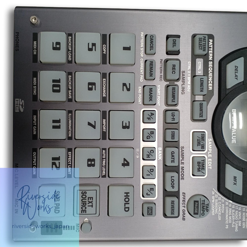 ROLAND Sampler SP-404SX