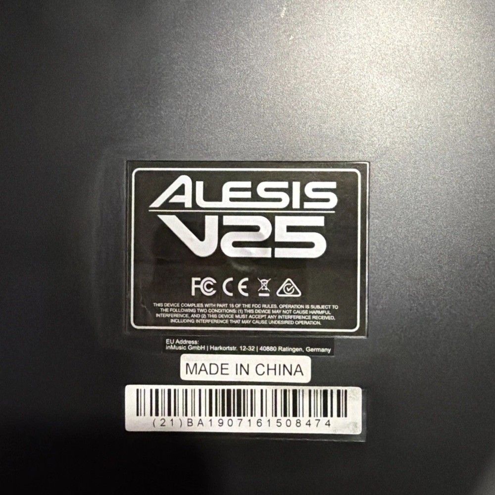 Alesis V25 * USB MIDI Keyboard Controller * 25 Full-Size Keys * Tested/Working