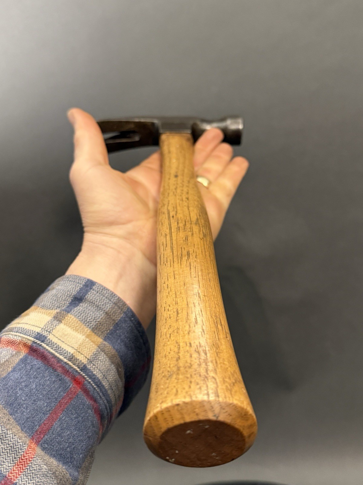 Nice Vintage Cheney Nail Holding Straight Claw Hammer. Very Clean Condition.