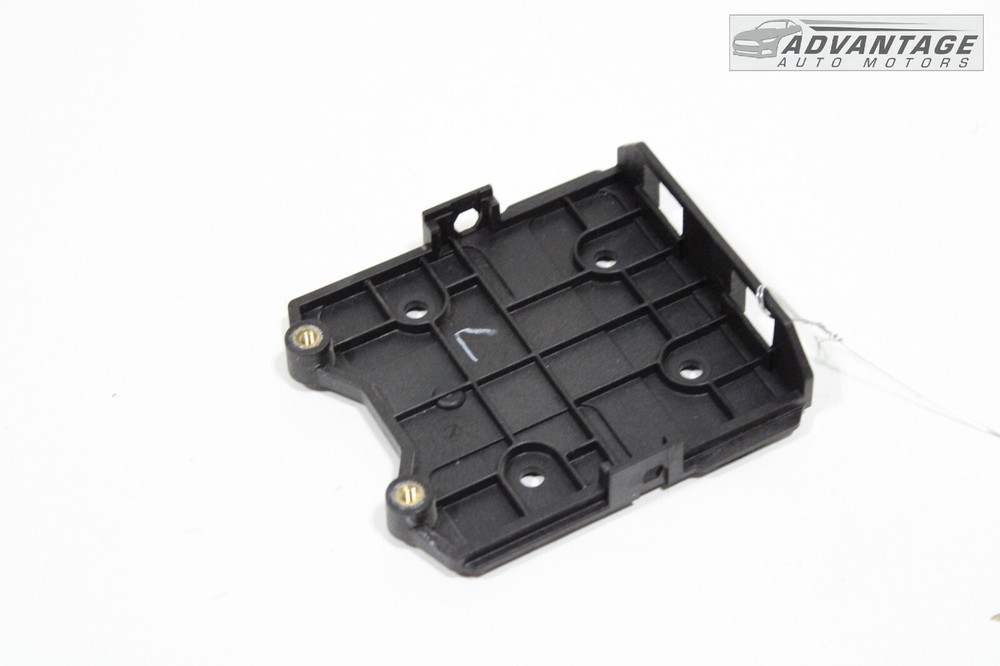 2020-2022 FORD ESCAPE REAR RIGHT SIDE BLIND SPOT RADAR SENSOR MODULE BRACKET OEM