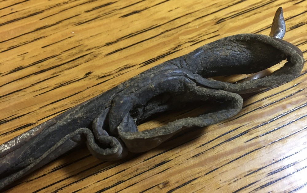 Vintage 4 1/2” Leather Handle Shucker, Rustic Tool