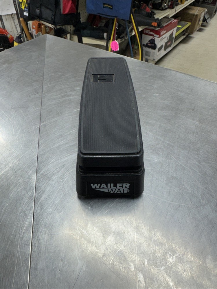Electro-Harmonix Wailer Wah Pedal