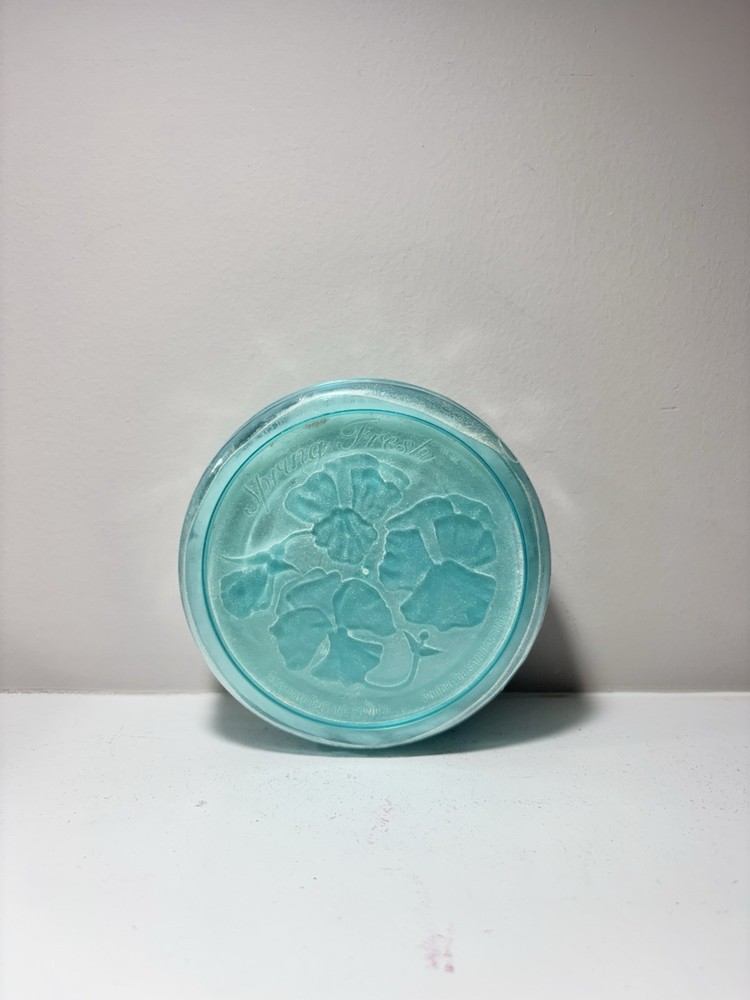 Vintage Belcam Spring Fresh Perfumed Dusting Powder 5 Oz Tranquil Breeze Talc