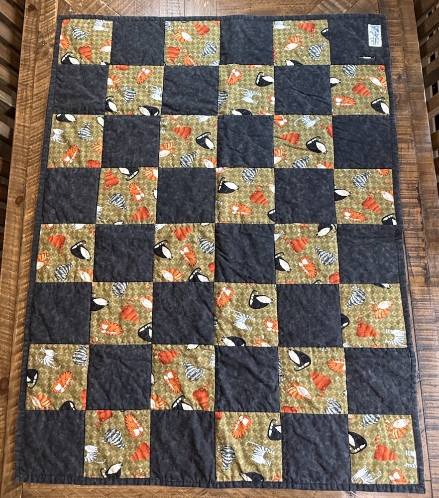 Project Linus Cat Kitty Quilt Patchwork Square Block  Lap Blanket 35”X45”