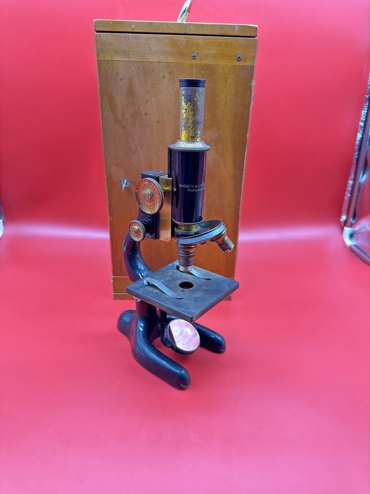 Vintage 1915 Bausch & Lomb Optical Co. Laboratory Microscope