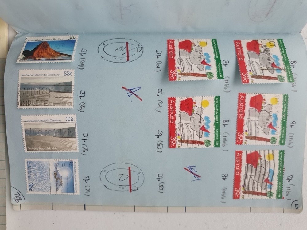 6 Stamp Approval Booklets Containing Austalia Stamps