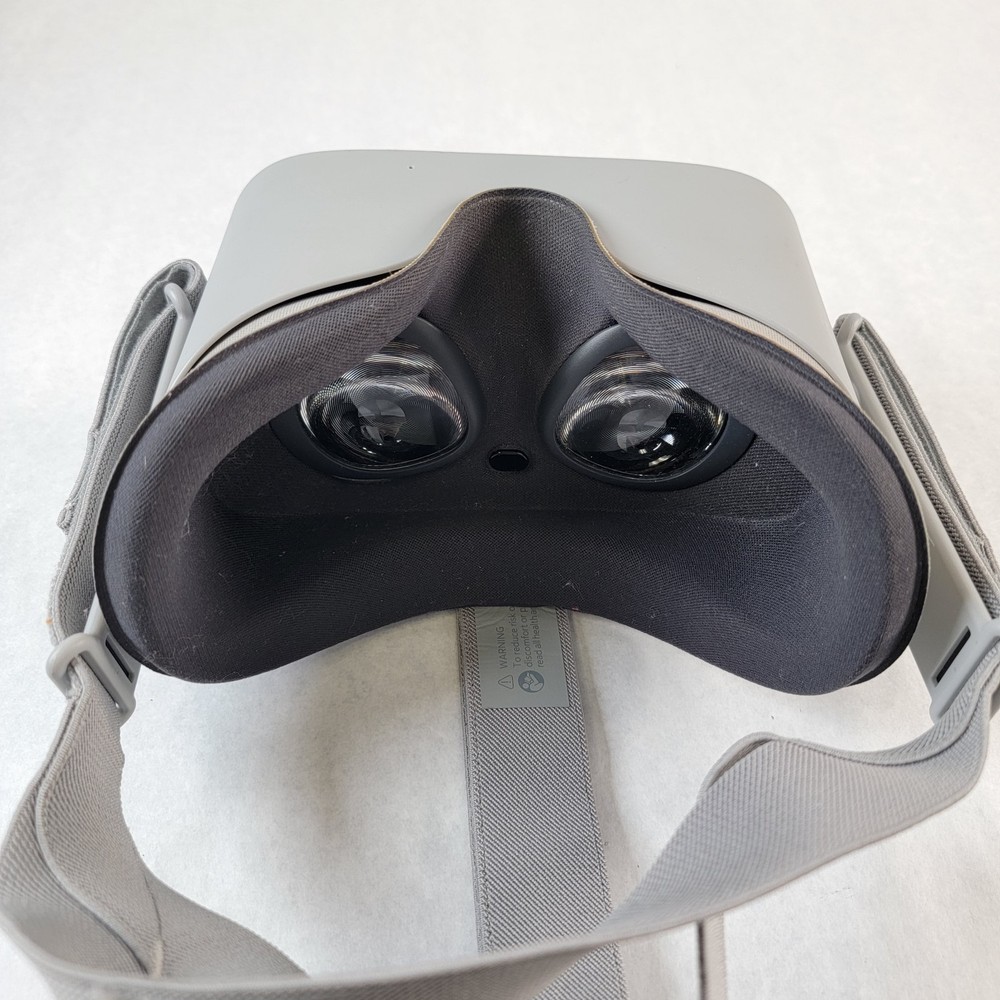 Oculus Go Standalone VR Headset 32GB MH-A64 No Controllers TESTED + WORKING