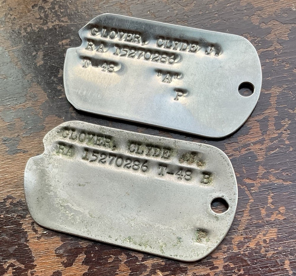 WW2 US Army 2 Dog Tag form one Soldier