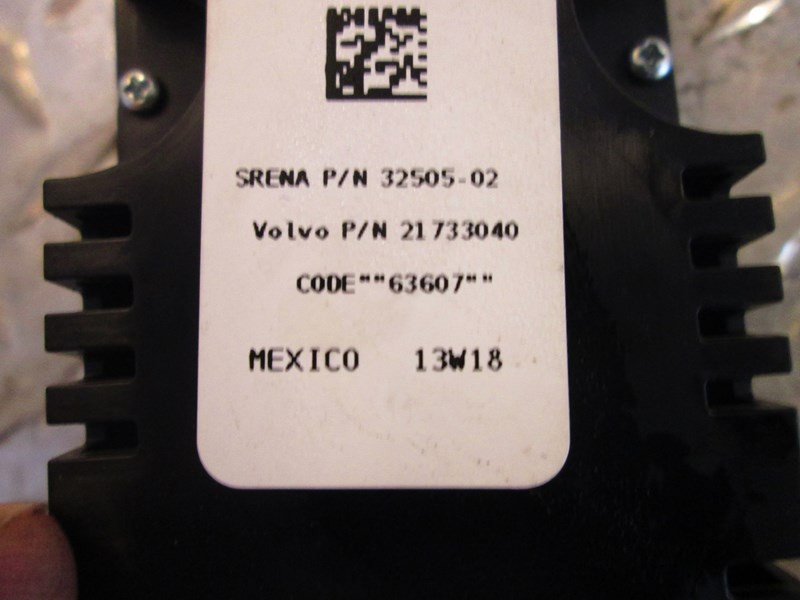 2014 Mack Pinnacle Trans. Electronic Shift Control 21733040 (678-10022)