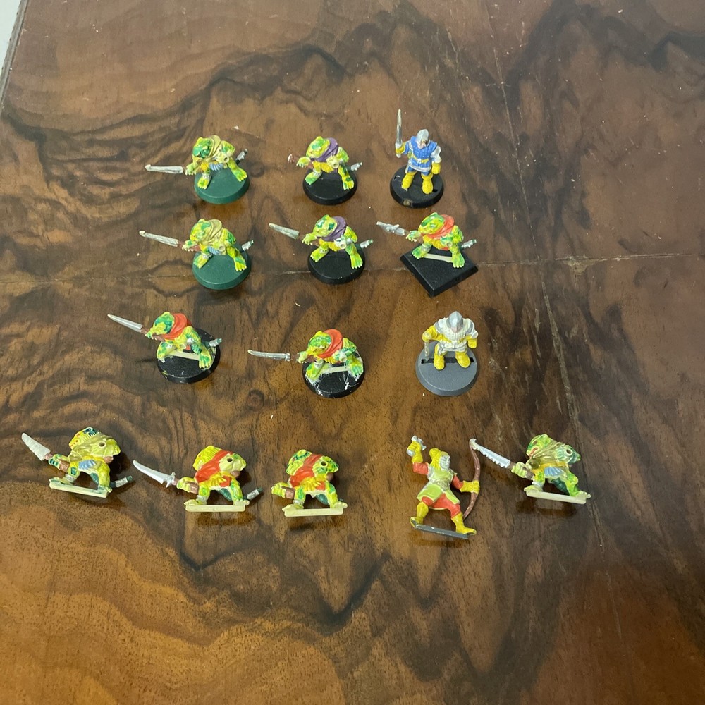 Games Workshop ? Plastic Painted Miniatures Warriors