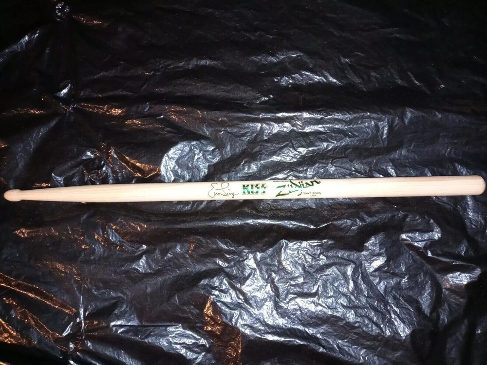 KISS Ex Alice Cooper Badlands Signature Concert Tour Old DRUM STICK Drumstick