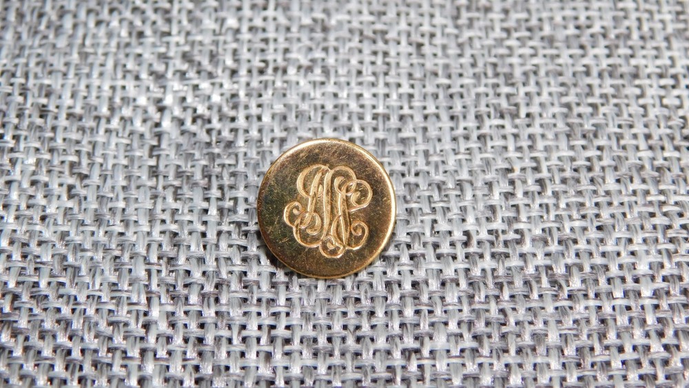 Antique Vtg Button Monogrammed Aprx: 1/2" #606-B