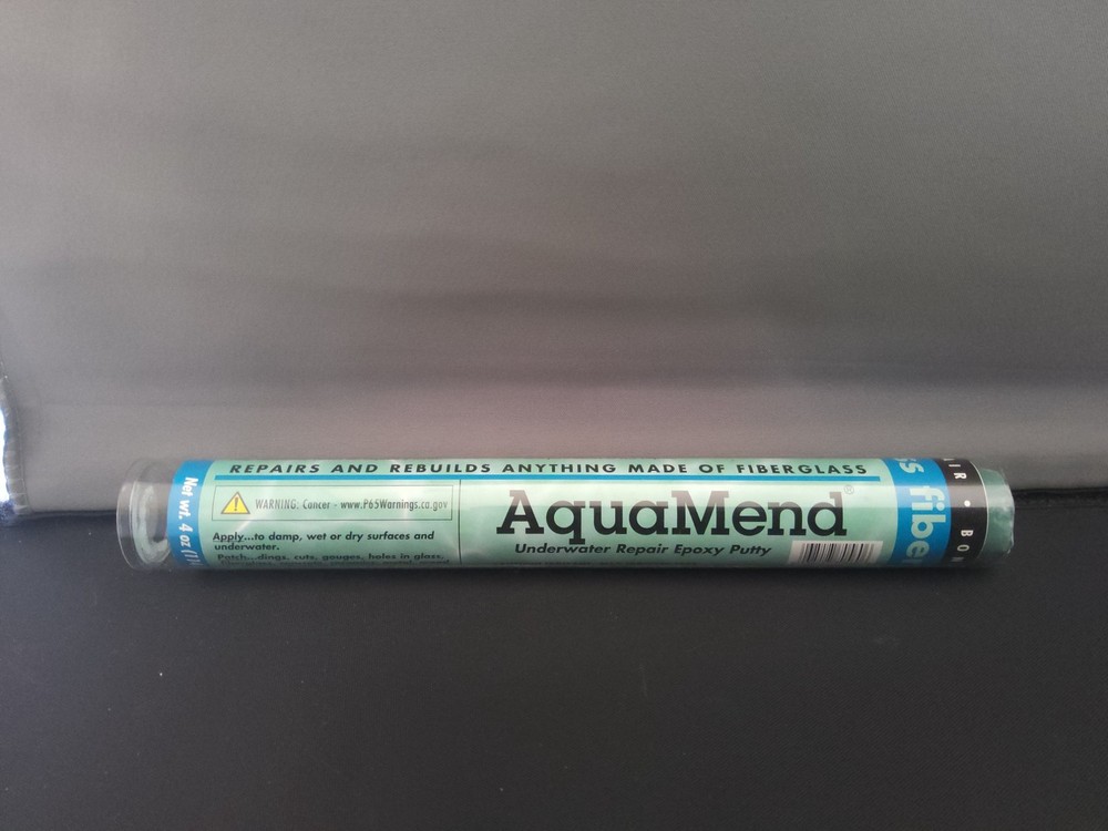 AquaMend Underwater Pool & Spa Epoxy Putty