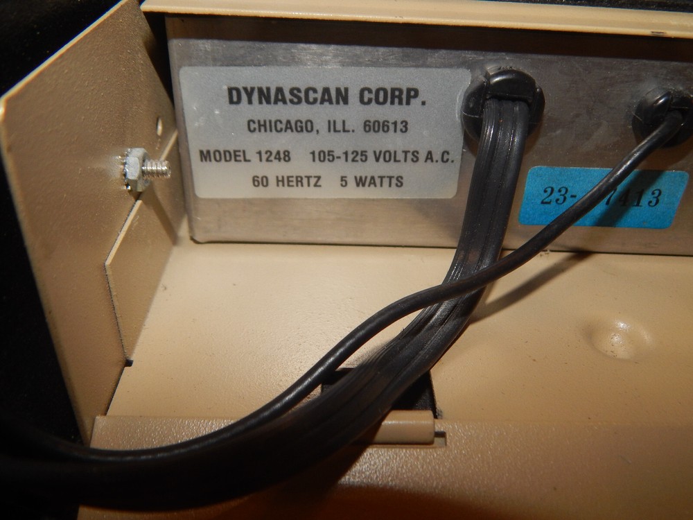 B&K PRECISION 1248 DIGITAL I. C. COLOR GENERATOR W/CASE & CD USER GUIDE