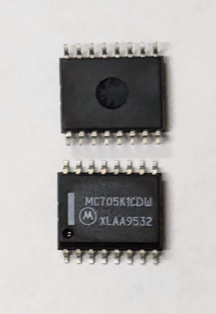 MOTOROLA MC68HC705K1CDW, MICROCONTROLLER, SO-16