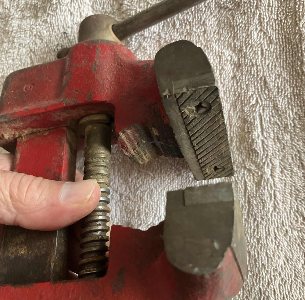 Dunlap Swivel Bench vise Model# 05241