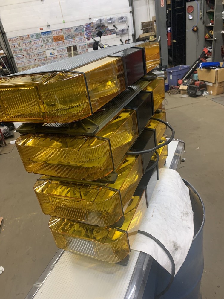 Whelen Edge 9000 Mini BASIC Light Bars 26-28”