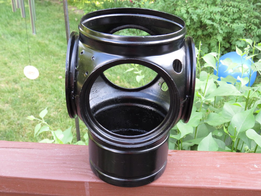 4 WAY RAILROAD LANTERN HOUSING NICE CONDITION