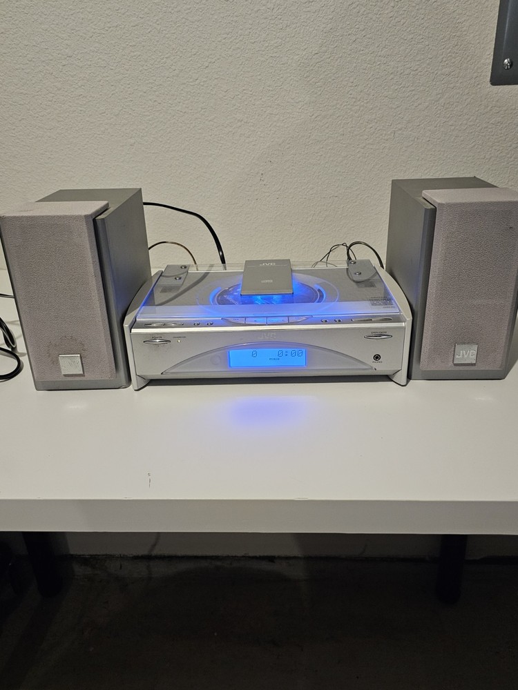 JVC FS-SD5 Compact Component System w/ Speakers