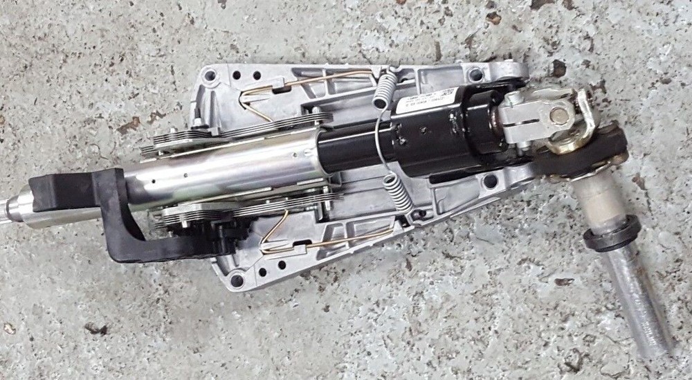 MERCEDES E CLASS W212 STEERING COLUMN A2124602316