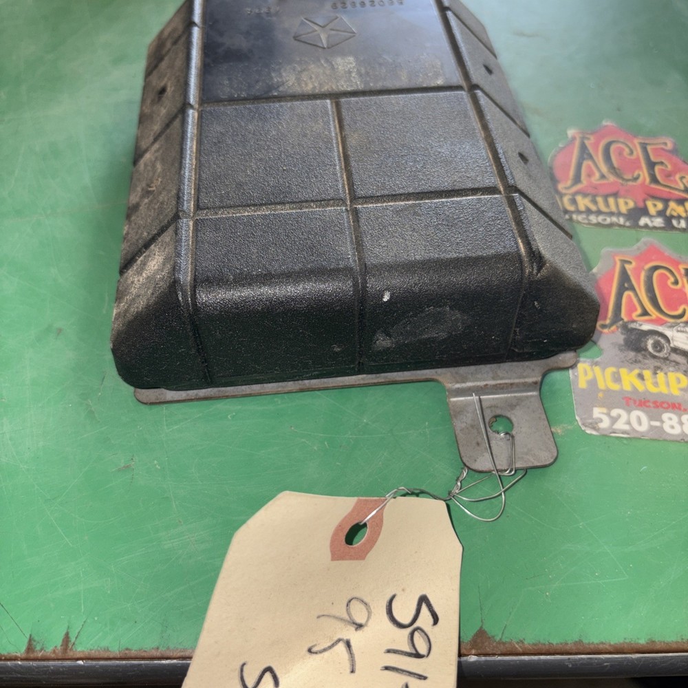 56026829 Dodge Dakota 1990-1995 ABS control module computer