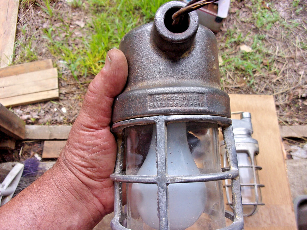 TWO Industrial Light Hazardous Explosion Proof . 1 GROUSE HINDS, 1 APPLETON