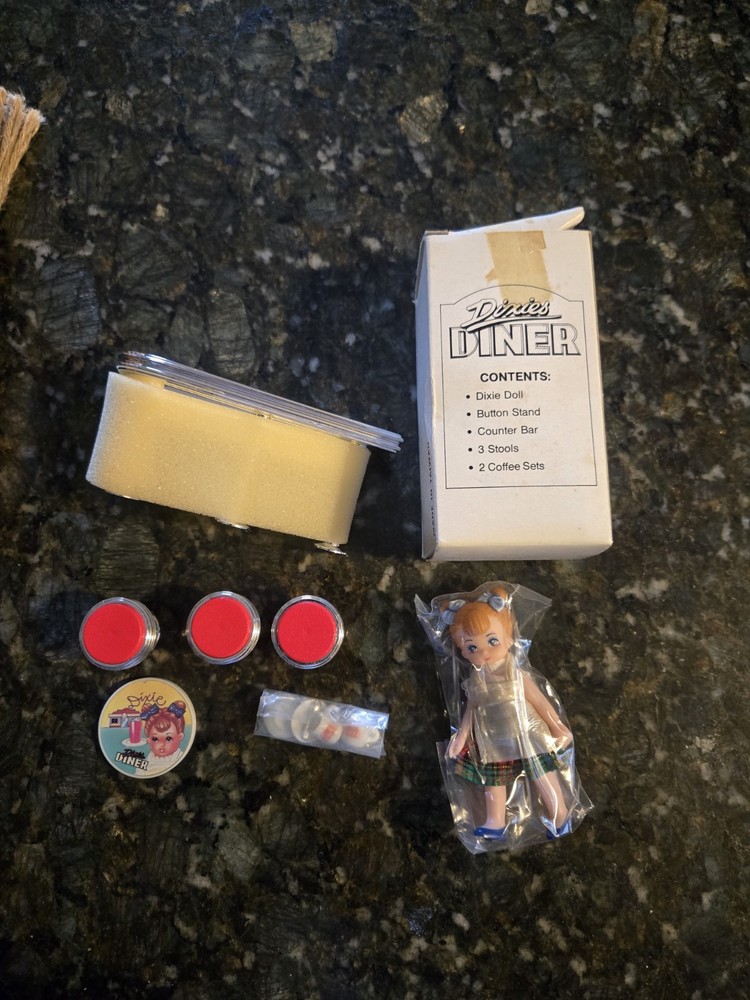 TYCO DIXIE'S DINER accessories Set- New! Open BOX