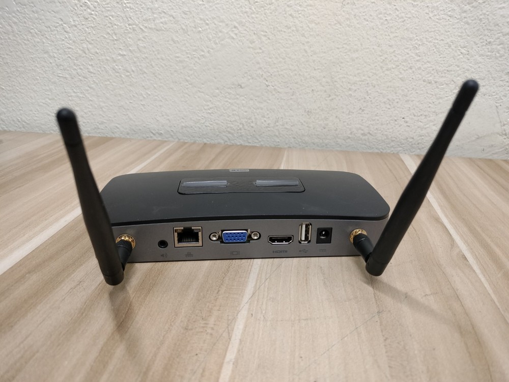 Barco R9861008 Clickshare Wireless Presentation System *NO Adapter*