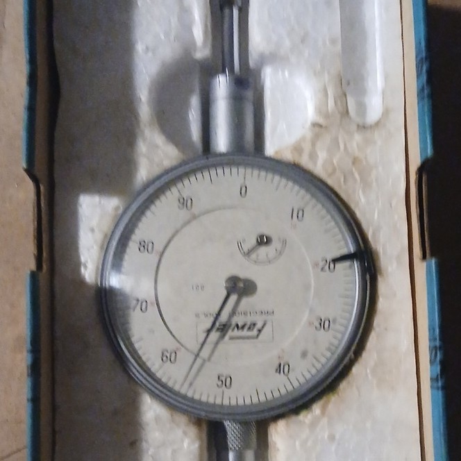 Fowler 82-108 Dial Indicator Precision Measurement Tool Model 82-108