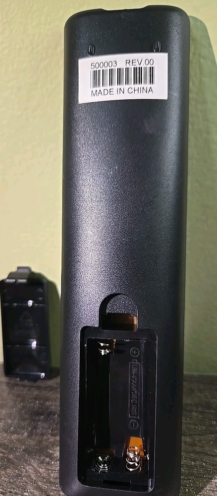 Voxx HD LED Overhead DVD Remote.