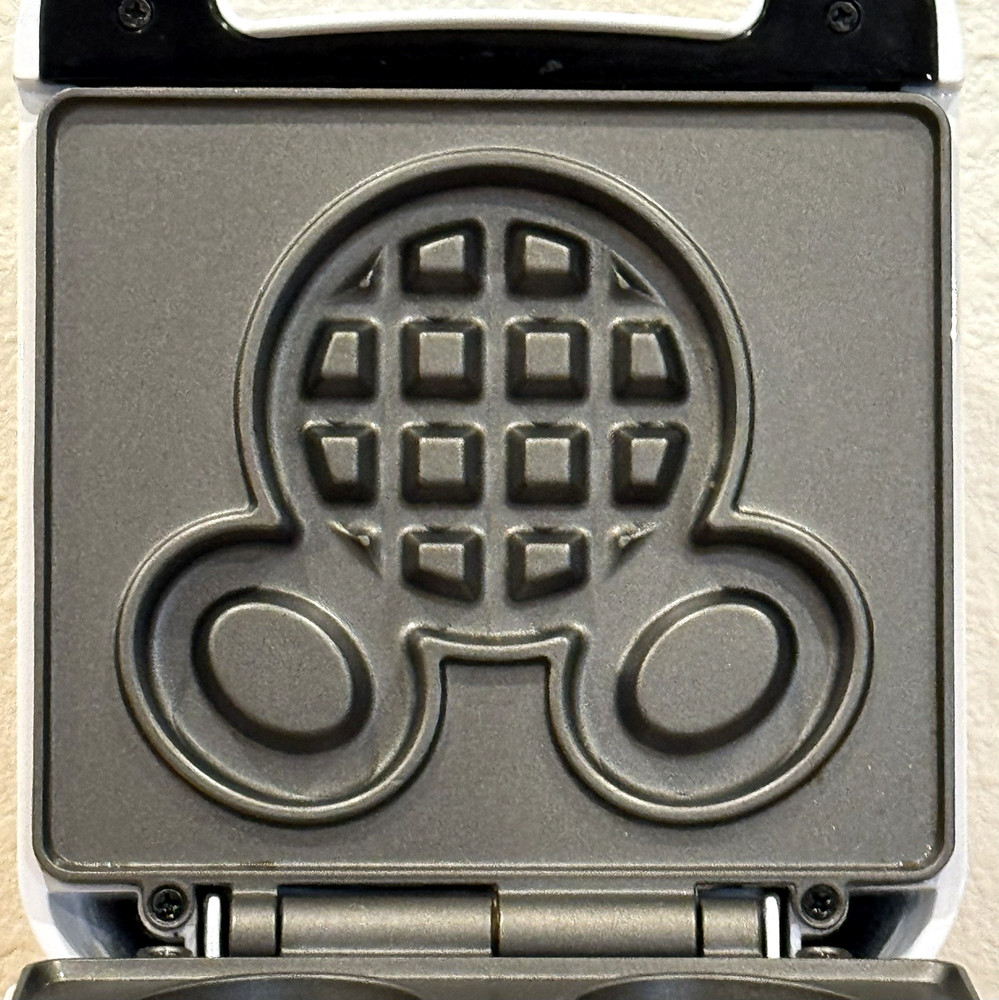 Disney Intertek Mickey Mouse The True Original 90 Year Mini Belgian Waffle Maker