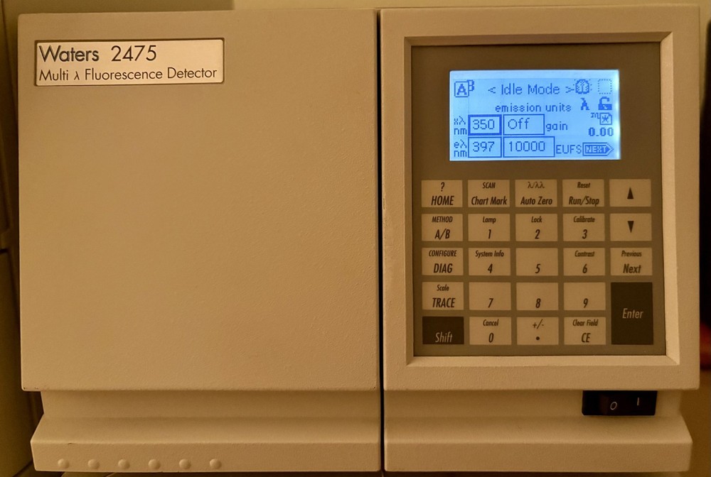 Waters HPLC System with e2695 Separations Module 2475 Fluorescence and 2998 PDA