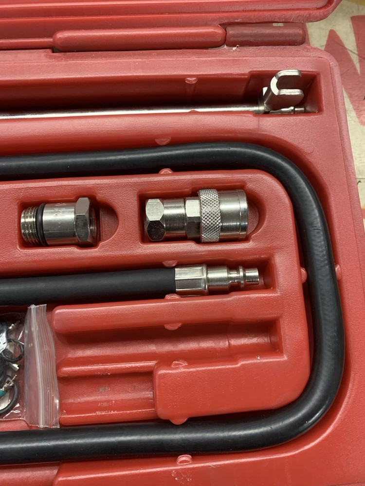 Mac Tools CT155 Deluxe Compression Test Kit – #14279