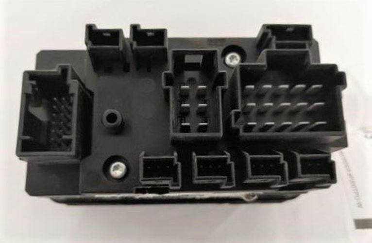 Used Freightliner Hazard Light Switch Module - PN A06-60972-008