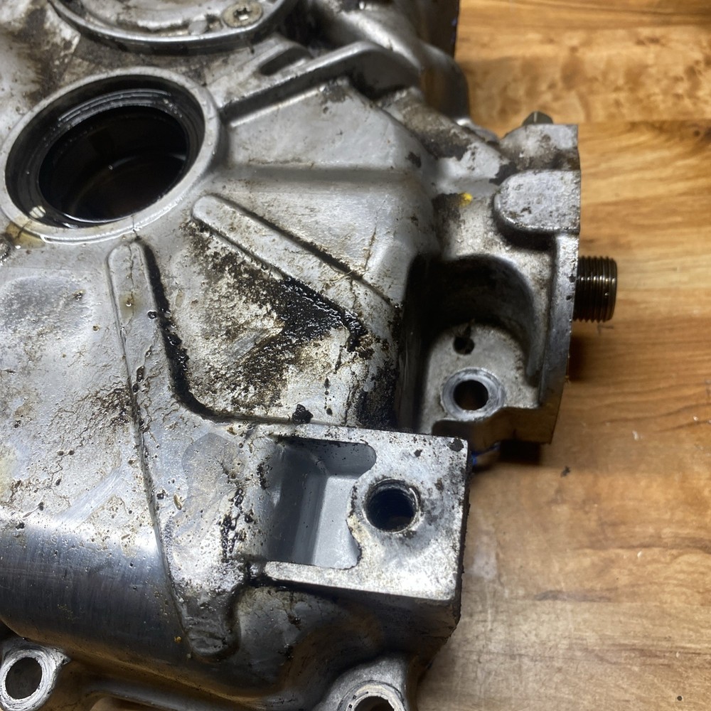 Briggs & Stratton 44U877 Engine Side Cover