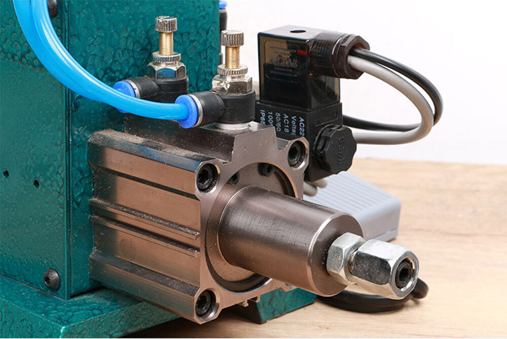 220V Pneumatic Electric Wire Strip Peeling Machine Multi-core Cable Stripper