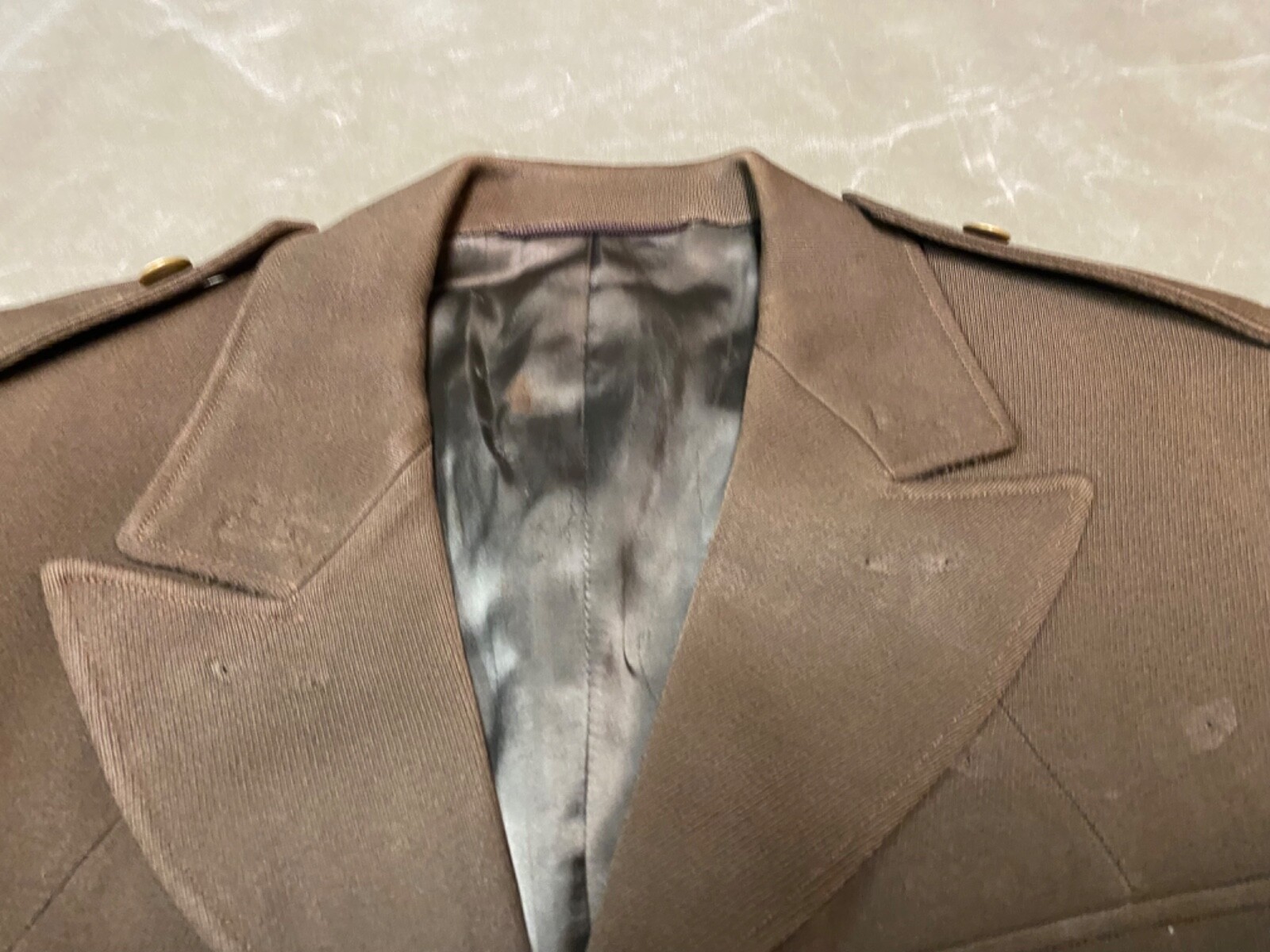 ORIGINAL WWII US ARMY OFFICER CLASS A DRESS JACKET- MEDIUM 40R