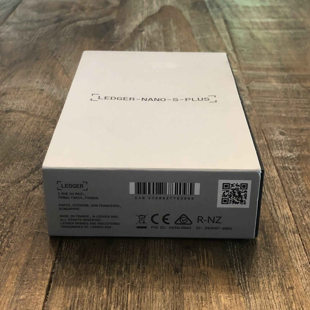 Ledger Nano A Pocket Sized Hardware Wallet MacOS/Windows