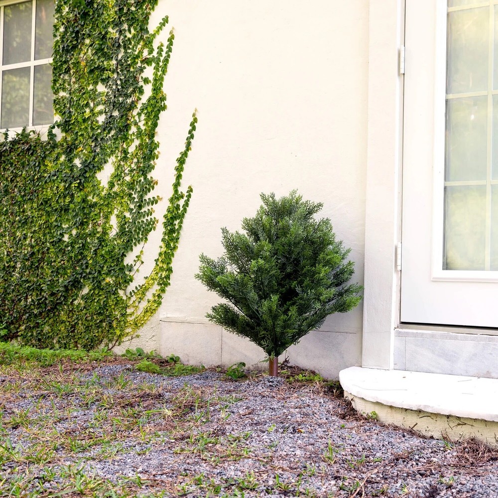 3' UV Resistant Artificial Cedar Bush with Integrated Ground Stake