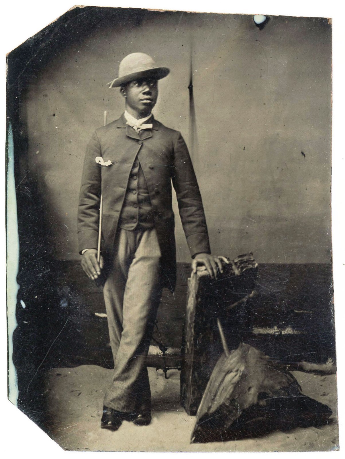 FASHIONABLE AFRICAN AMERICAN BLACK MAN TWICE OR BROTHERS TINTYPE PHOTO PAIR