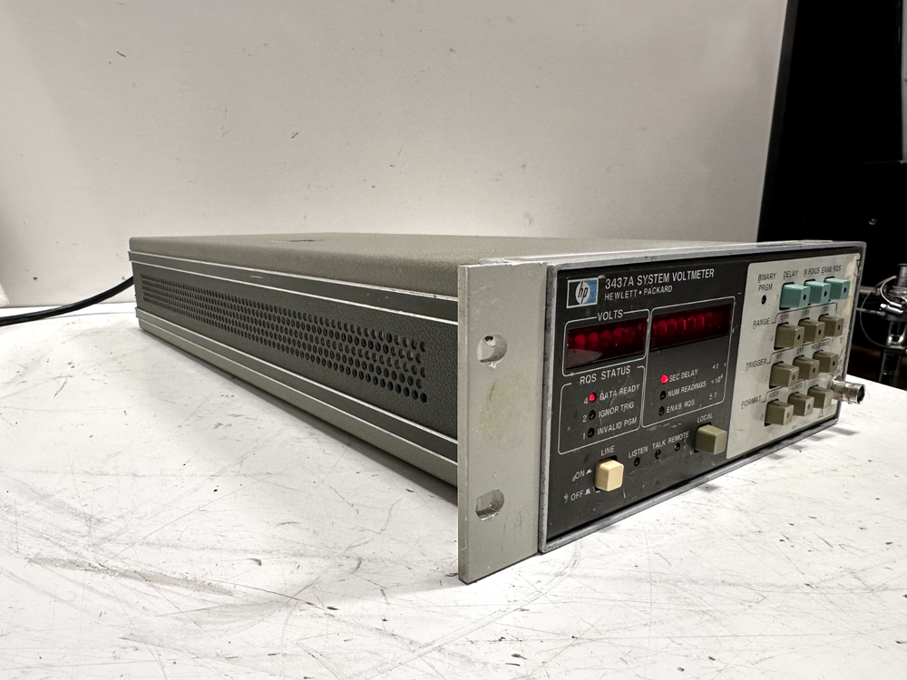 HP 3437A SYSTEMS VOLTMETER POWERS UP UNTESTED.