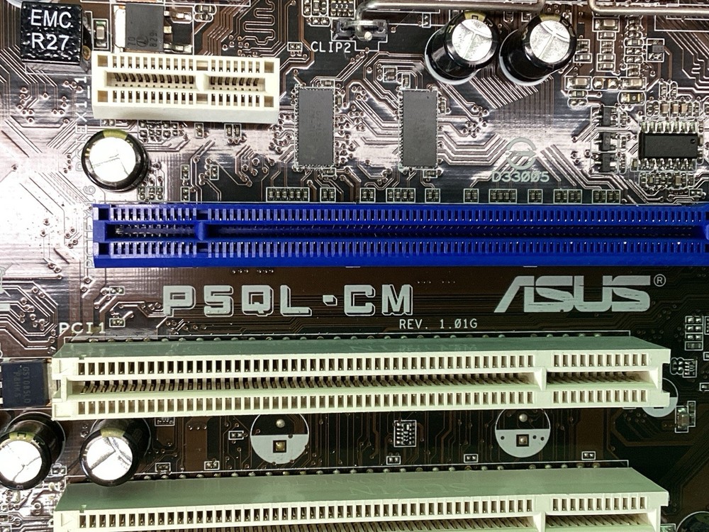 ASUS P5QL-CM Desktop Motherboard + Intel Core 2 Quad CPU + RAM - UNTESTED