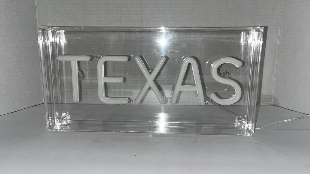 LED sigh “Texas” Battery Operated