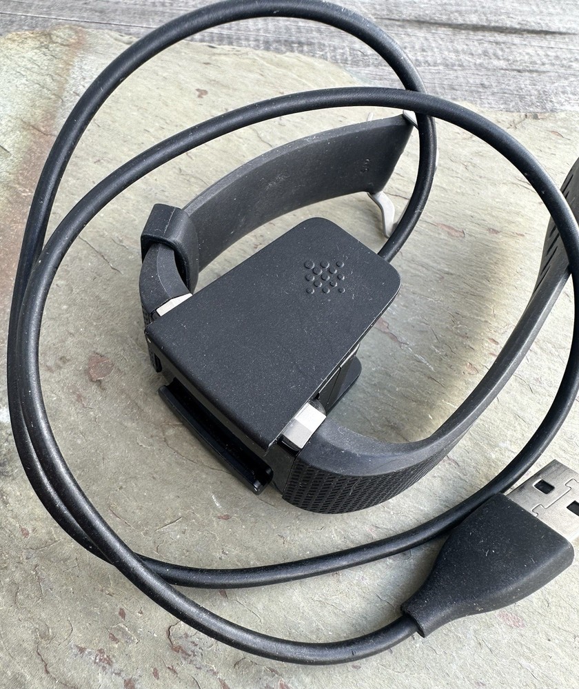 Fitbit & Charger (1st Generation?) - Black