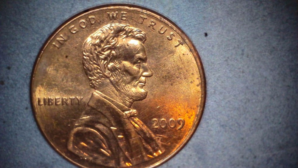 2009 Lincoln Bicentennial Cent Extra finger
